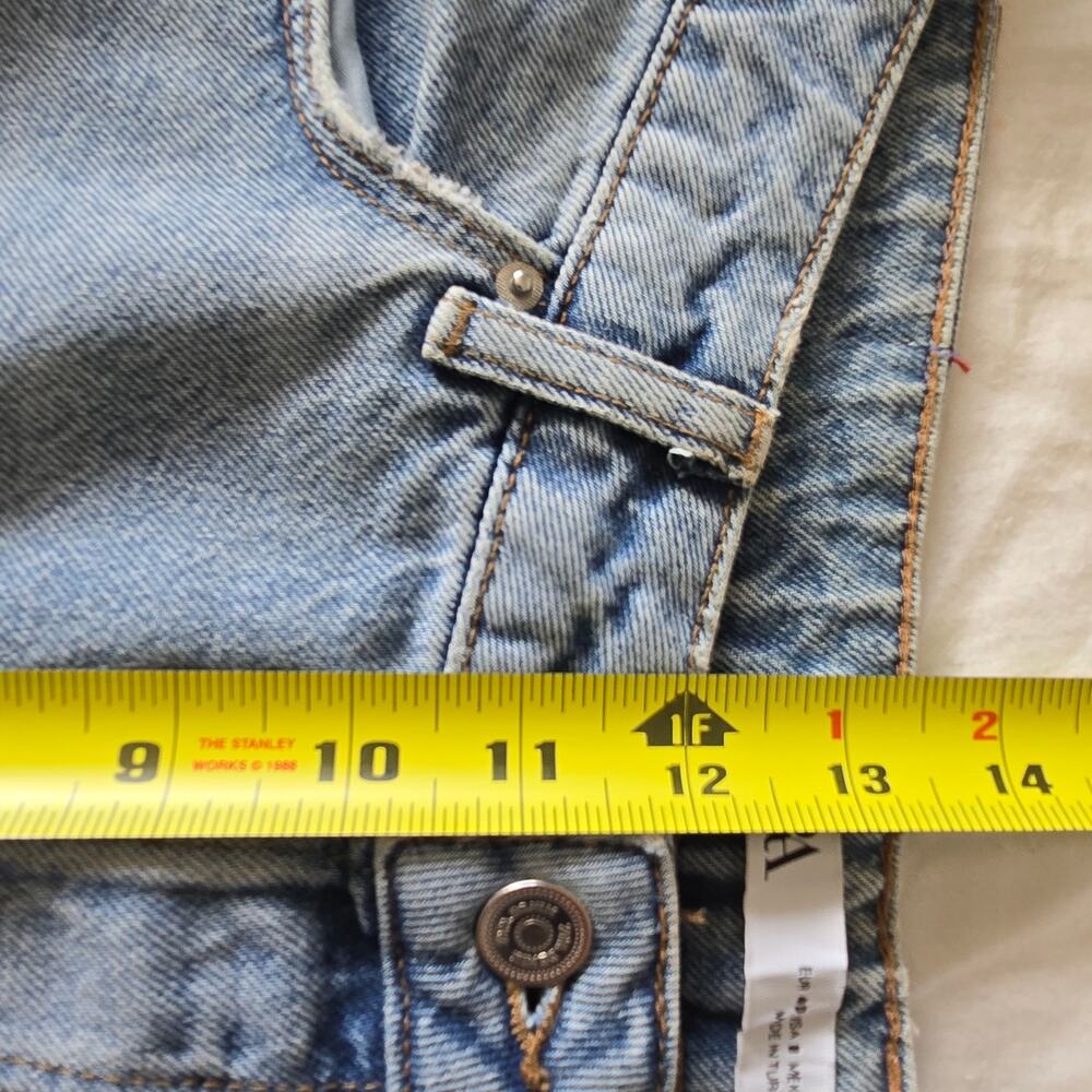 Zara High Waisted Wide Leg Baggy Straight Jeans Size 8 Raw Hem Relaxed - Picture 7 of 8